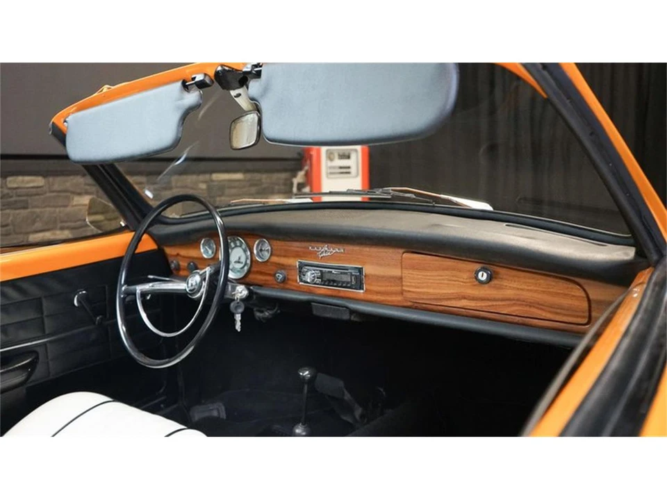 1968 Volkswagen Karmann Ghia Type 14 - Image 15 of 31