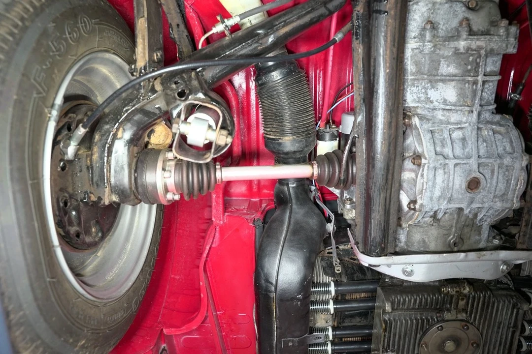 1968 Volkswagen Karmann Ghia Type 14 - Image 19 of 24
