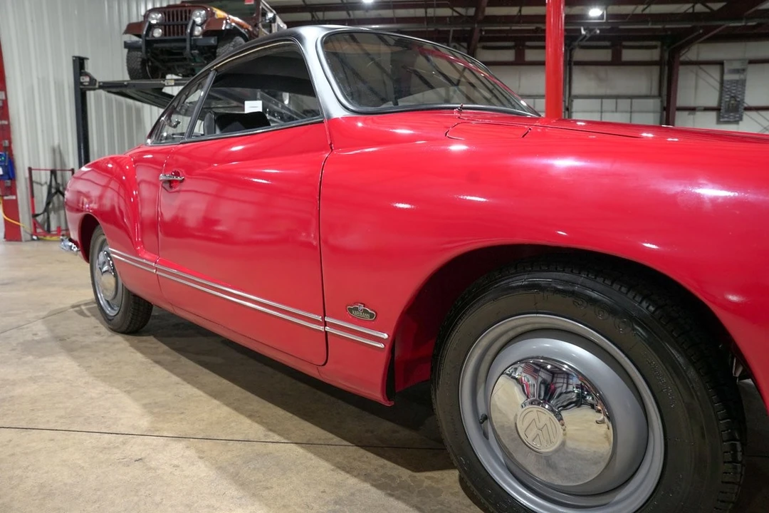 1968 Volkswagen Karmann Ghia Type 14 - Image 27 of 31