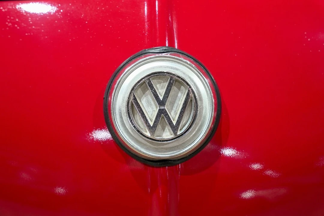 1968 Volkswagen Karmann Ghia Type 14 - Image 21 of 31