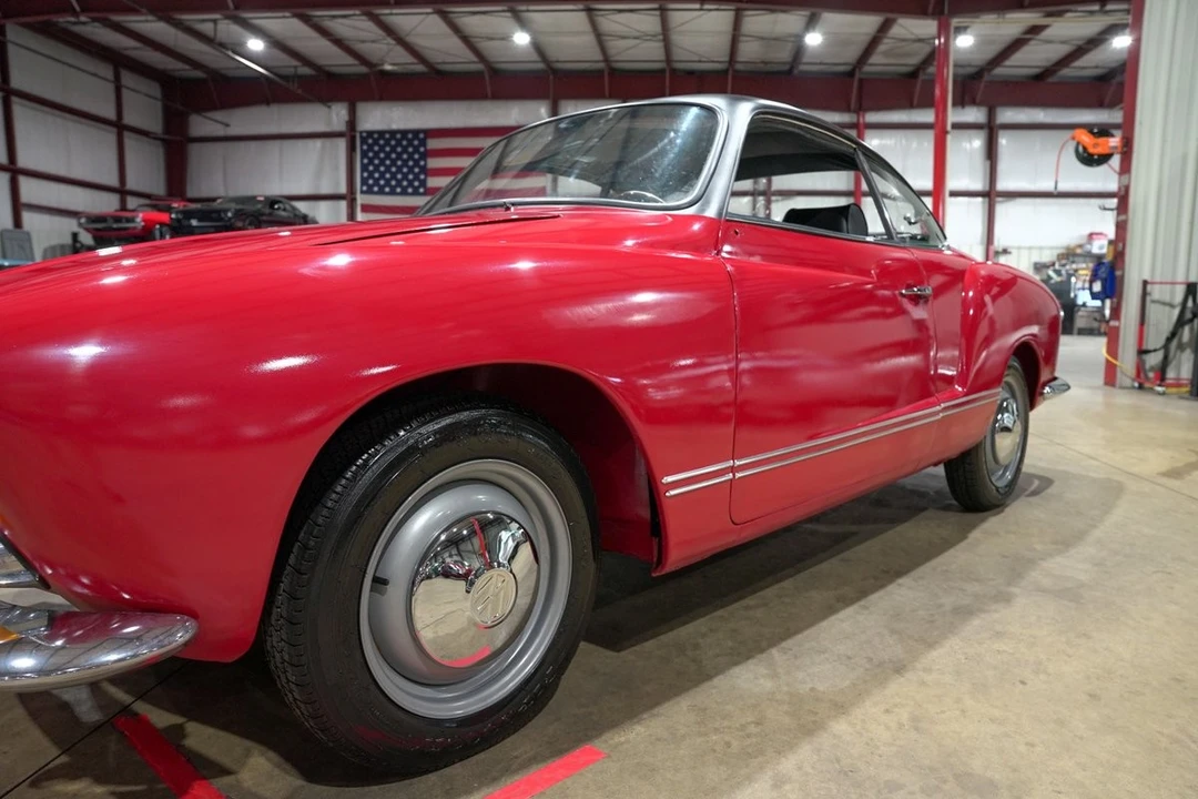1968 Volkswagen Karmann Ghia Type 14 - Image 28 of 31