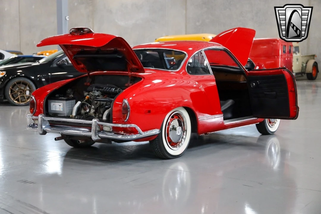 1968 Volkswagen Karmann Ghia Type 14 - Image 10 of 12