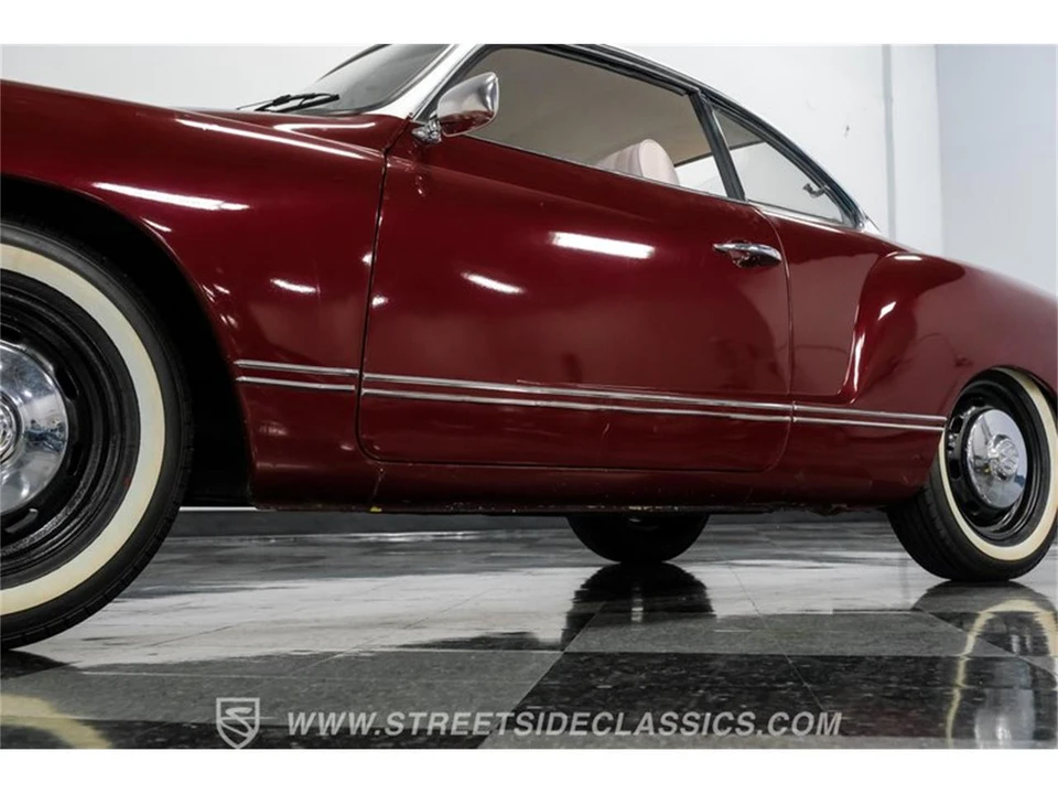 1968 Volkswagen Karmann Ghia Type 14 - Image 21 of 31