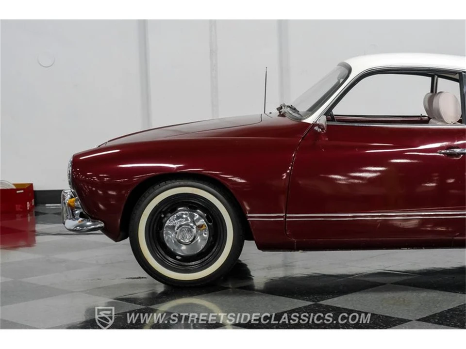 1968 Volkswagen Karmann Ghia Type 14 - Image 22 of 31