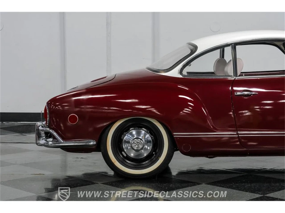 1968 Volkswagen Karmann Ghia Type 14 - Image 28 of 31