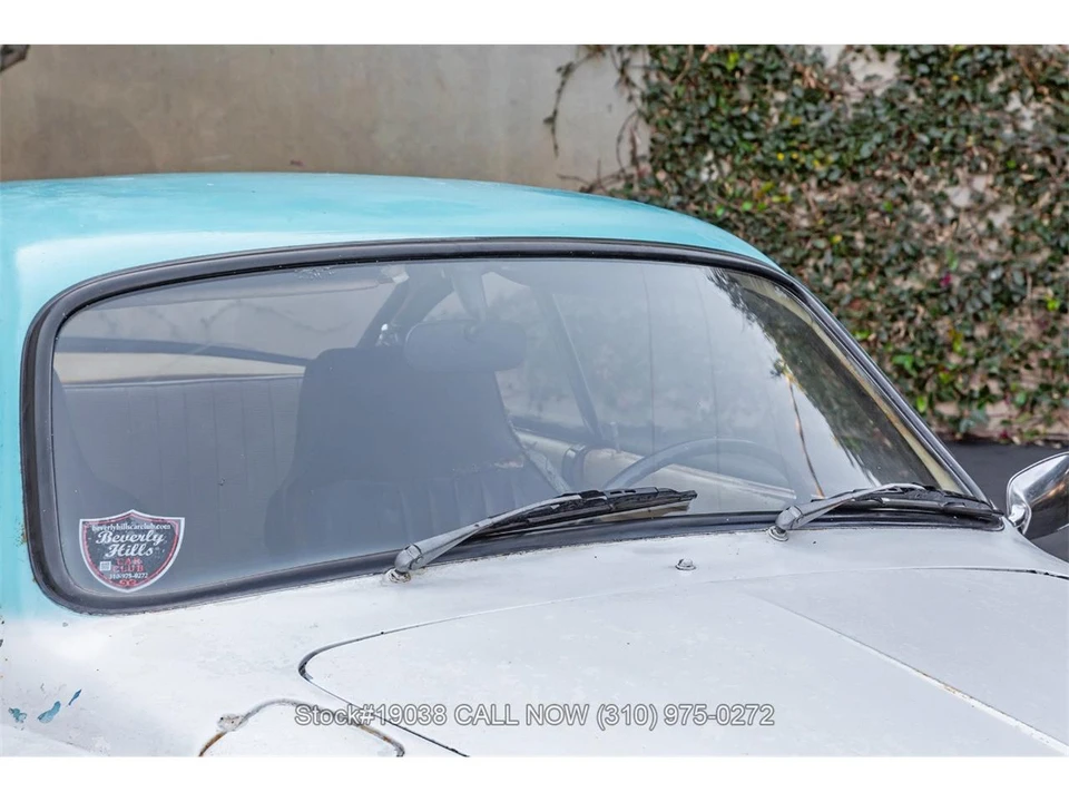 1968 Volkswagen Karmann Ghia Type 14 - Image 9 of 31