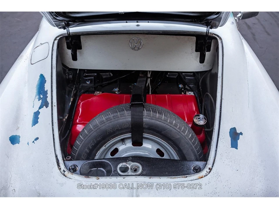 1968 Volkswagen Karmann Ghia Type 14 - Image 23 of 31