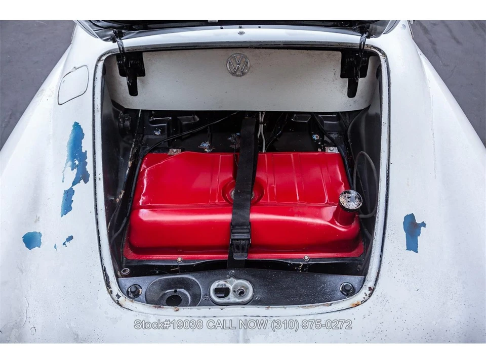 1968 Volkswagen Karmann Ghia Type 14 - Image 25 of 31
