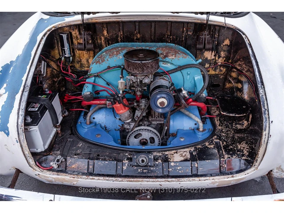 1968 Volkswagen Karmann Ghia Type 14 - Image 29 of 31