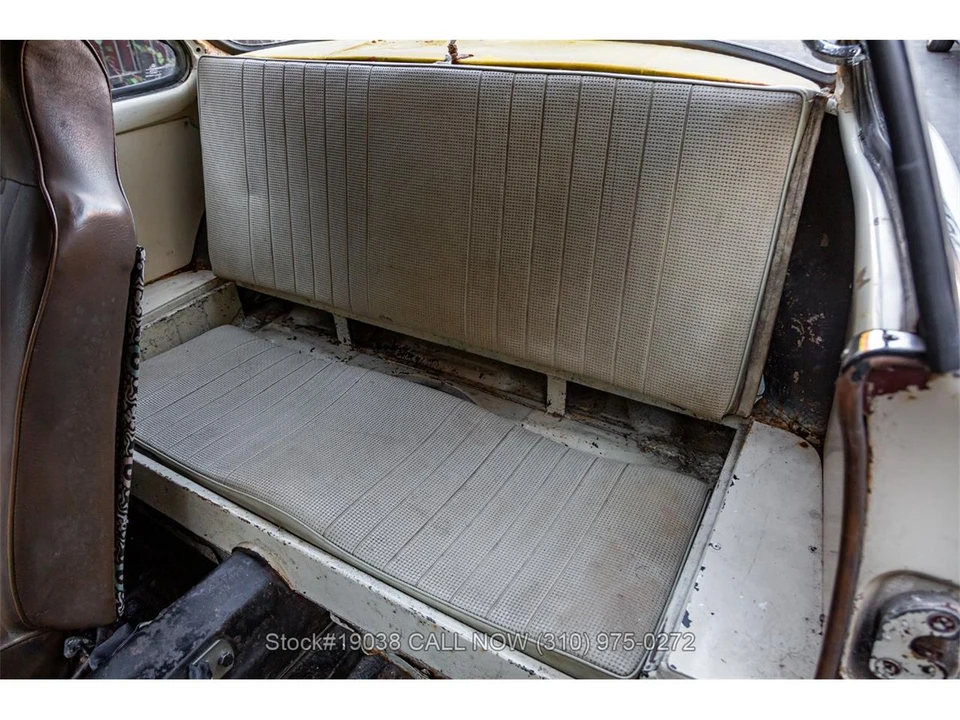1968 Volkswagen Karmann Ghia Type 14 - Image 16 of 31