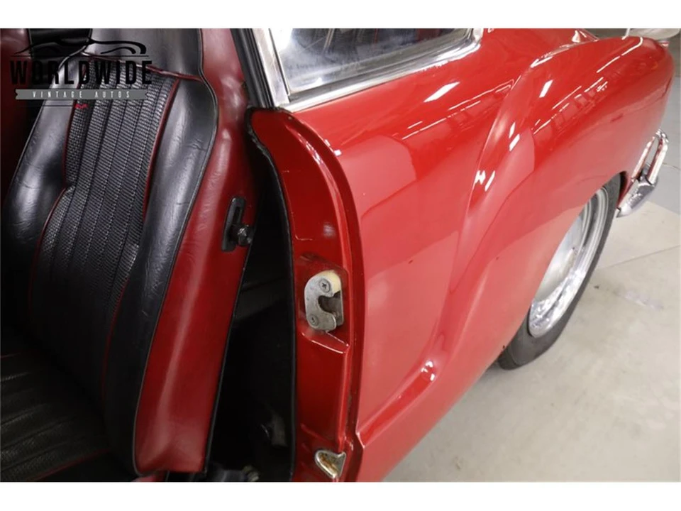 1968 Volkswagen Karmann Ghia Type 14 - Image 27 of 31