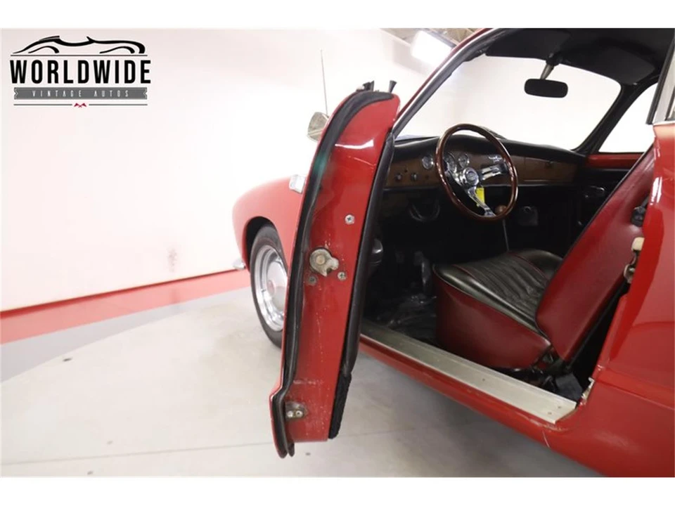 1968 Volkswagen Karmann Ghia Type 14 - Image 26 of 31