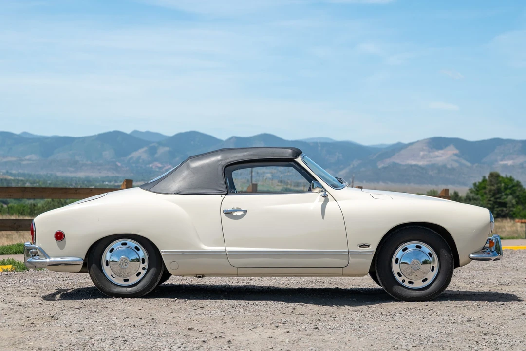 1968 Volkswagen Karmann Ghia Type 14 - Image 14 of 31
