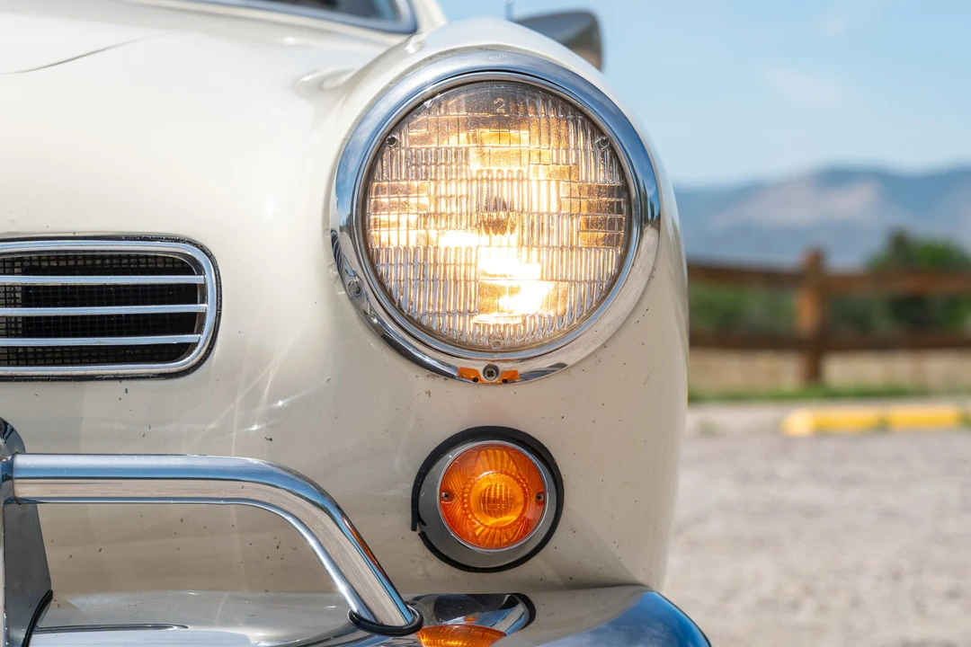 1968 Volkswagen Karmann Ghia Type 14 - Image 24 of 31