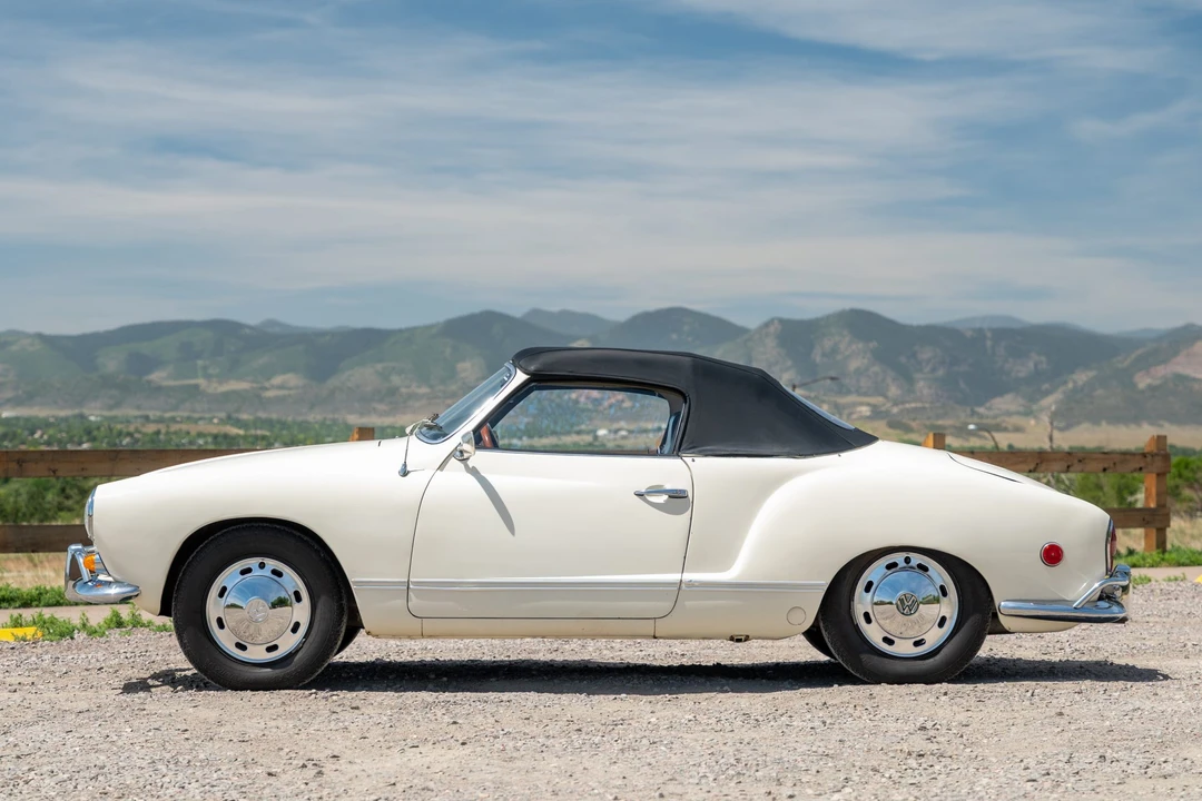 1968 Volkswagen Karmann Ghia Type 14 - Image 18 of 31