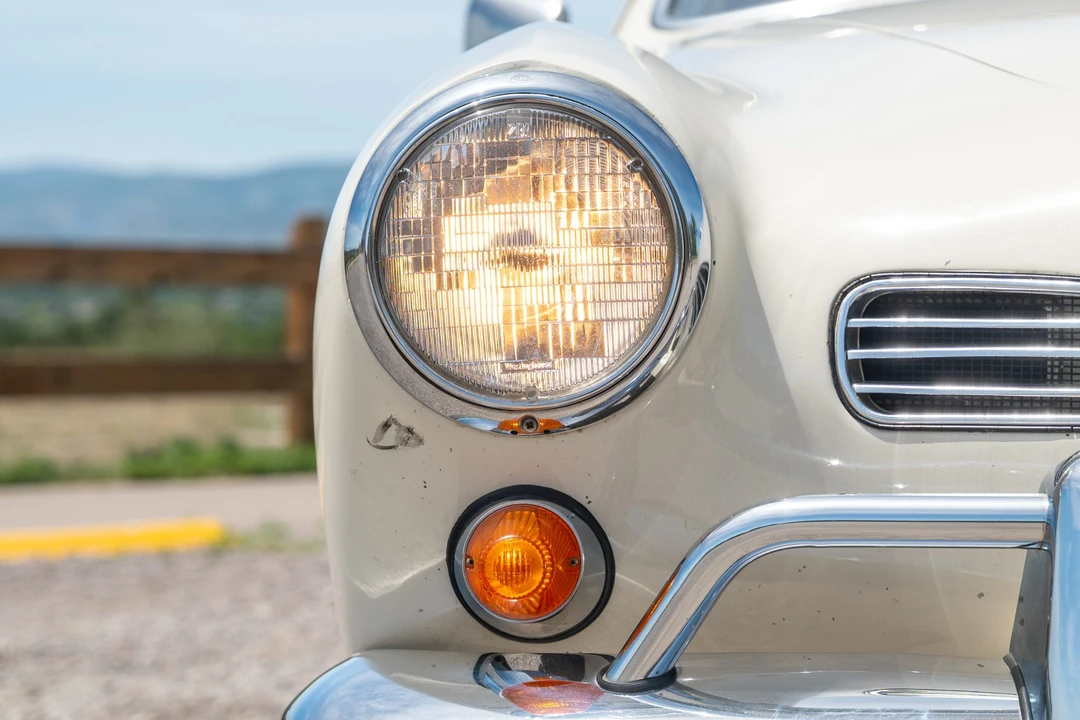1968 Volkswagen Karmann Ghia Type 14 - Image 23 of 31