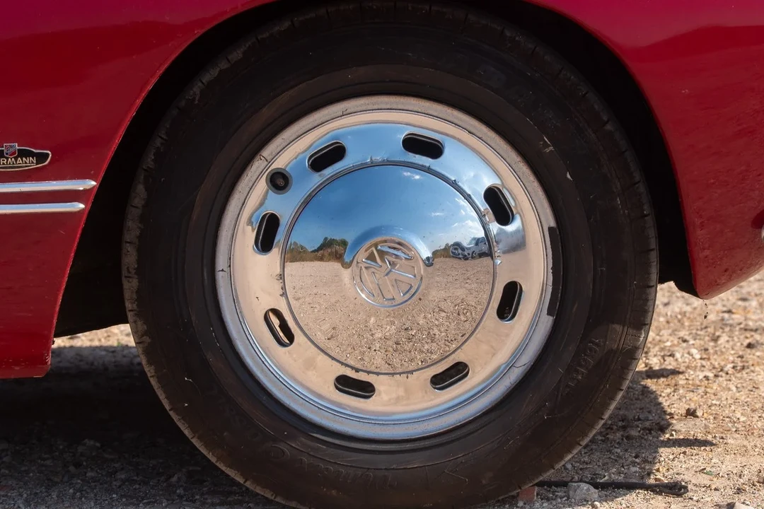 1968 Volkswagen Karmann Ghia Type 14 - Image 26 of 30