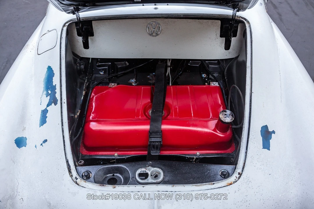 1968 Volkswagen Karmann Ghia Type 14 - Image 26 of 31