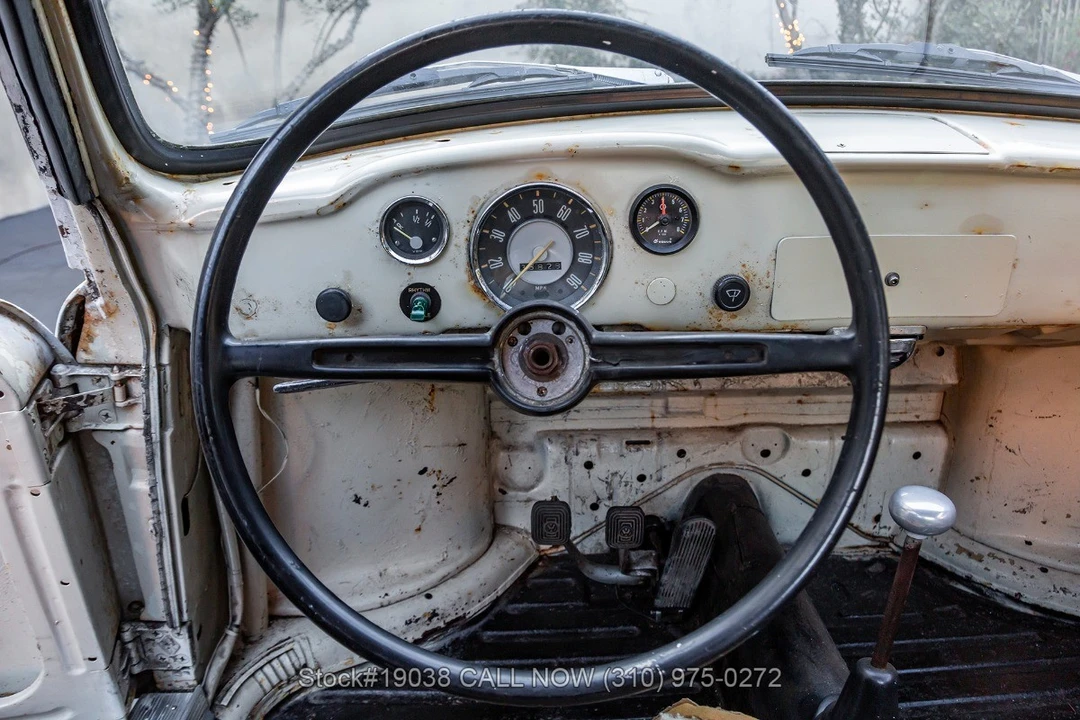 1968 Volkswagen Karmann Ghia Type 14 - Image 19 of 31