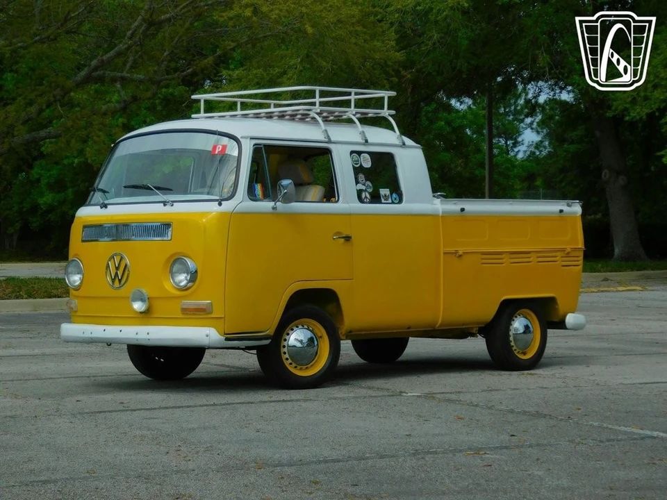 1968 Volkswagen Bay-Window Bus - Image 5 of 12