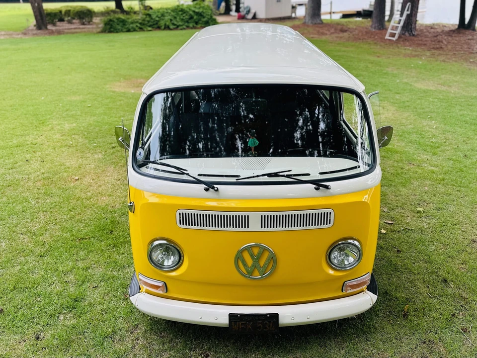 1968 Volkswagen Bay-Window Bus - Image 29 of 31
