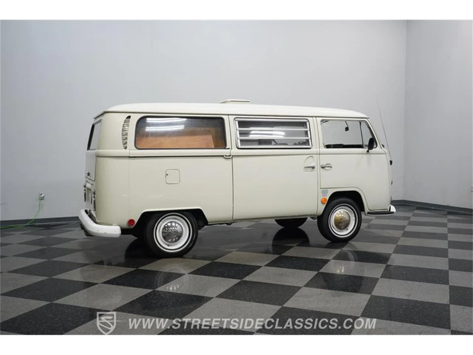 1968 Volkswagen Type 2 - Image 11 of 31