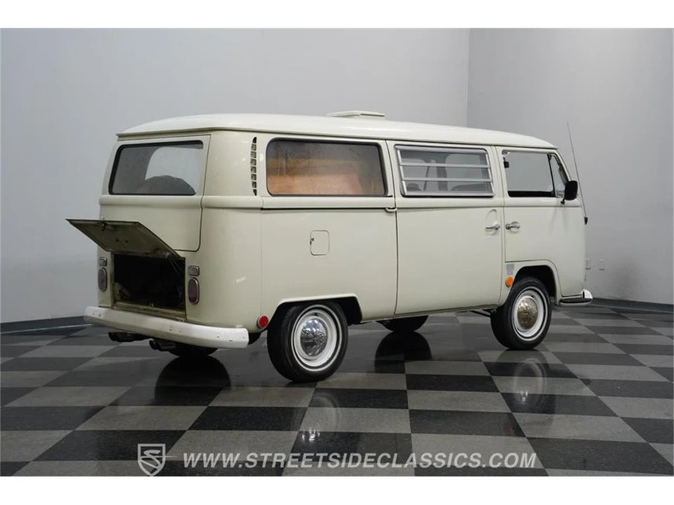 1968 Volkswagen Type 2 - Image 27 of 31