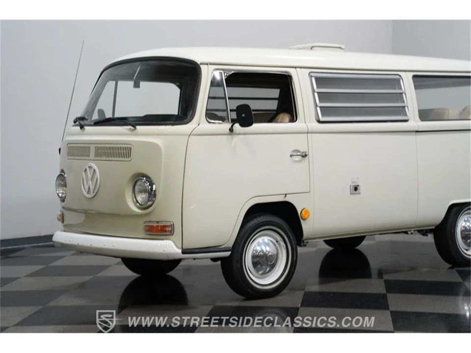 1968 Volkswagen Type 2 - Image 16 of 31