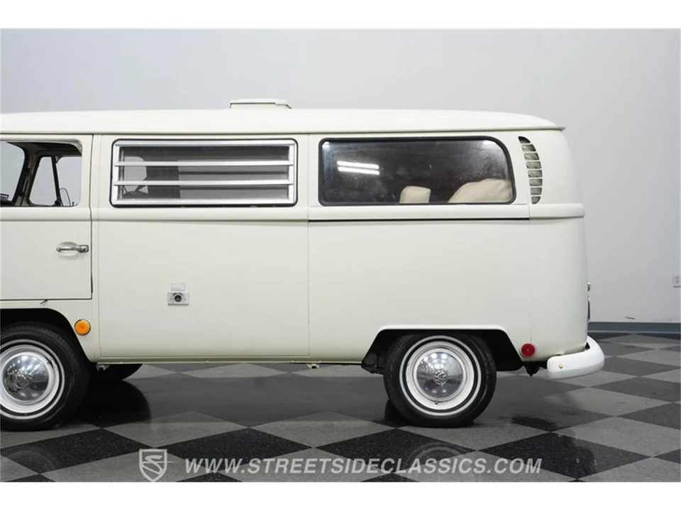 1968 Volkswagen Type 2 - Image 20 of 31