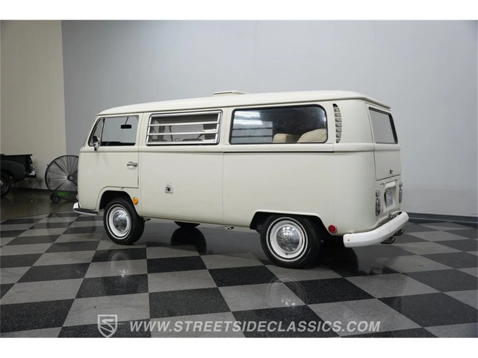 1968 Volkswagen Type 2 - Image 6 of 31