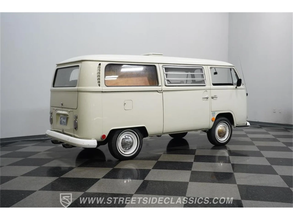 1968 Volkswagen Type 2 - Image 10 of 31