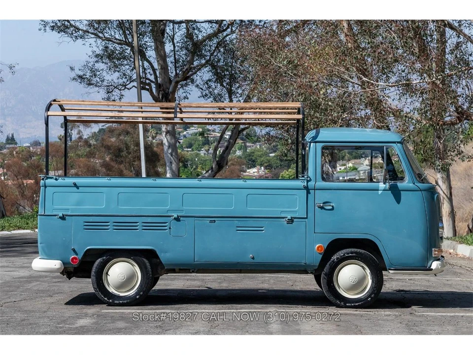 1968 Volkswagen Bay-Window Bus - Image 4 of 31