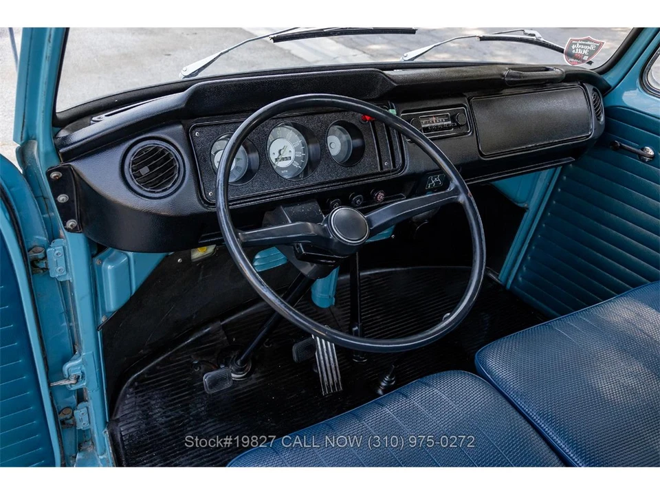 1968 Volkswagen Bay-Window Bus - Image 30 of 31