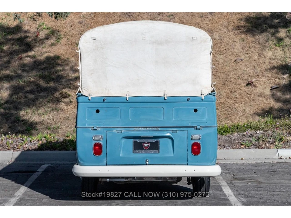 1968 Volkswagen Bay-Window Bus - Image 15 of 31
