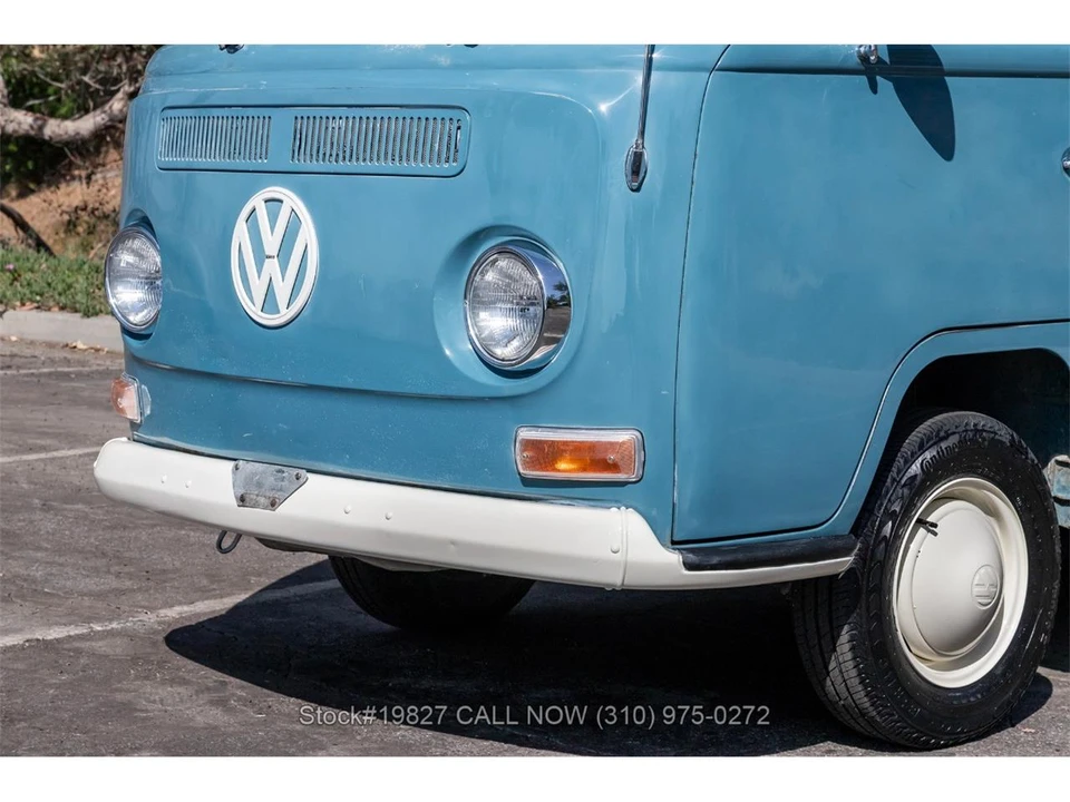 1968 Volkswagen Bay-Window Bus - Image 11 of 31