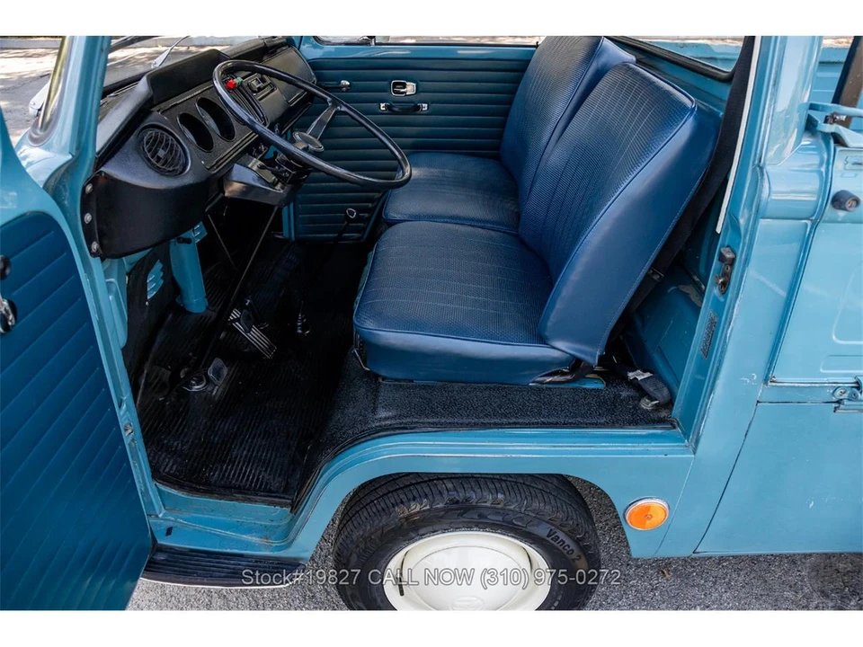 1968 Volkswagen Bay-Window Bus - Image 29 of 31