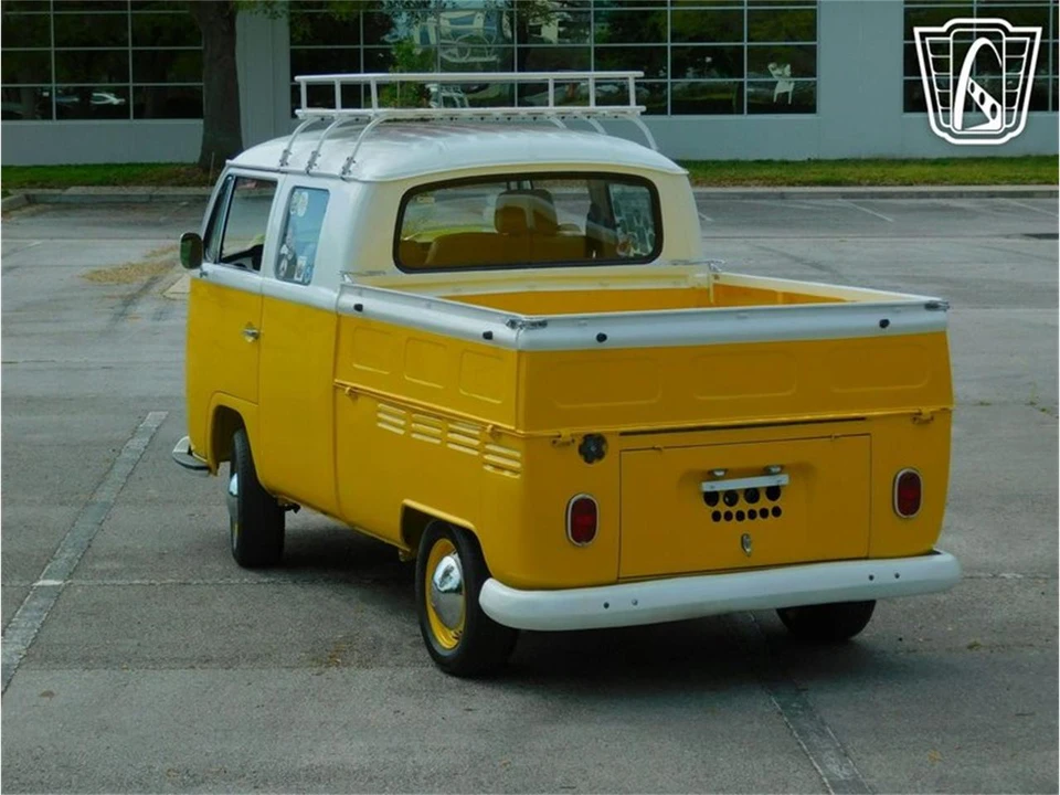 1968 Volkswagen Type 2 - Image 11 of 31