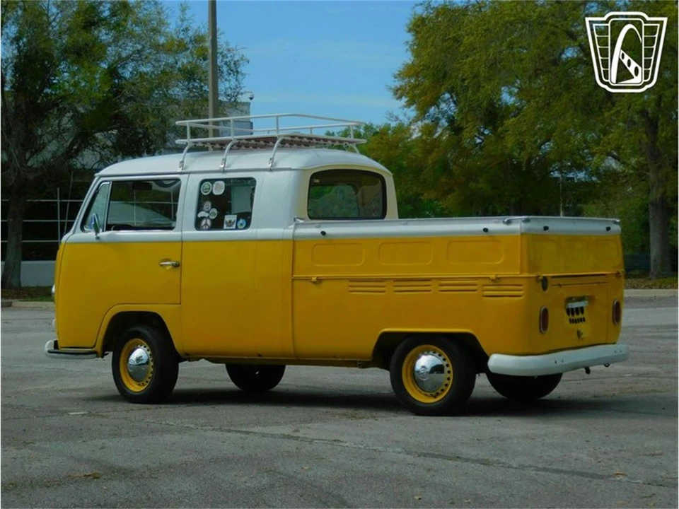 1968 Volkswagen Type 2 - Image 7 of 31