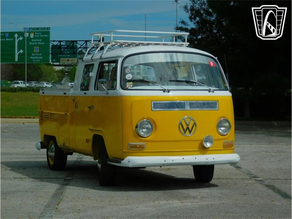 1968 Volkswagen Type 2 - Image 19 of 31