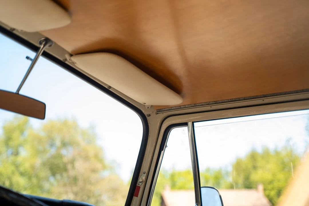 1968 Volkswagen Bay-Window Camper - Image 18 of 31