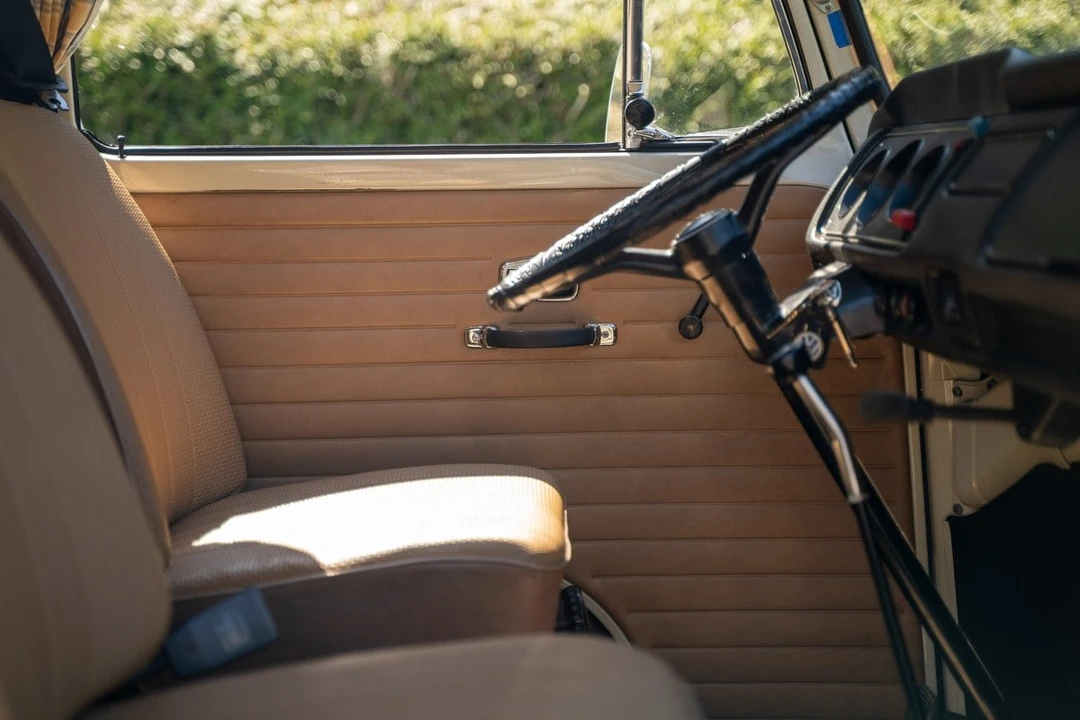 1968 Volkswagen Bay-Window Camper - Image 25 of 31