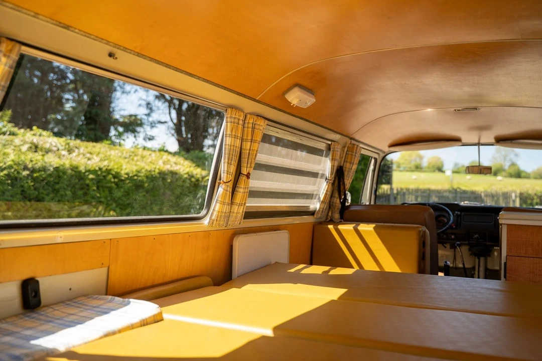 1968 Volkswagen Bay-Window Camper - Image 8 of 31