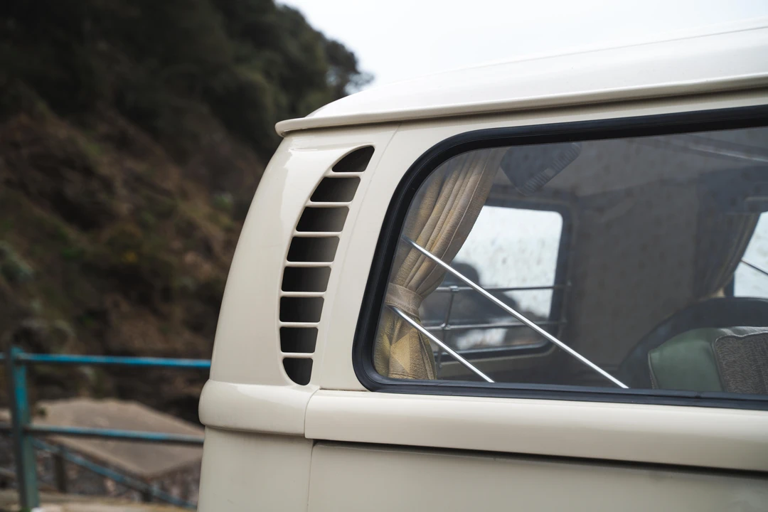 1968 Volkswagen Bay-Window Camper - Image 28 of 31