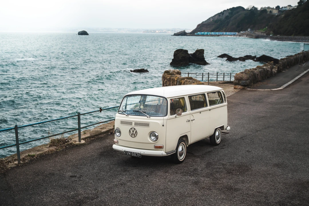 1968 Volkswagen Bay-Window Camper - Image 16 of 31