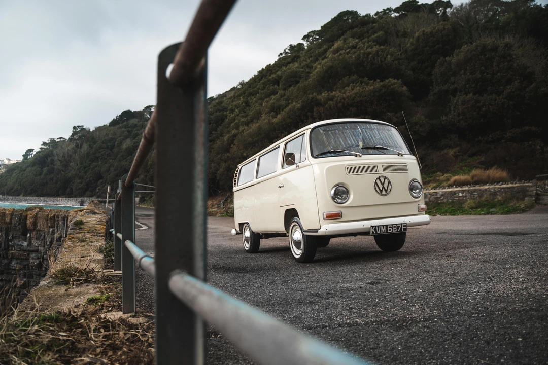 1968 Volkswagen Bay-Window Camper - Image 10 of 31