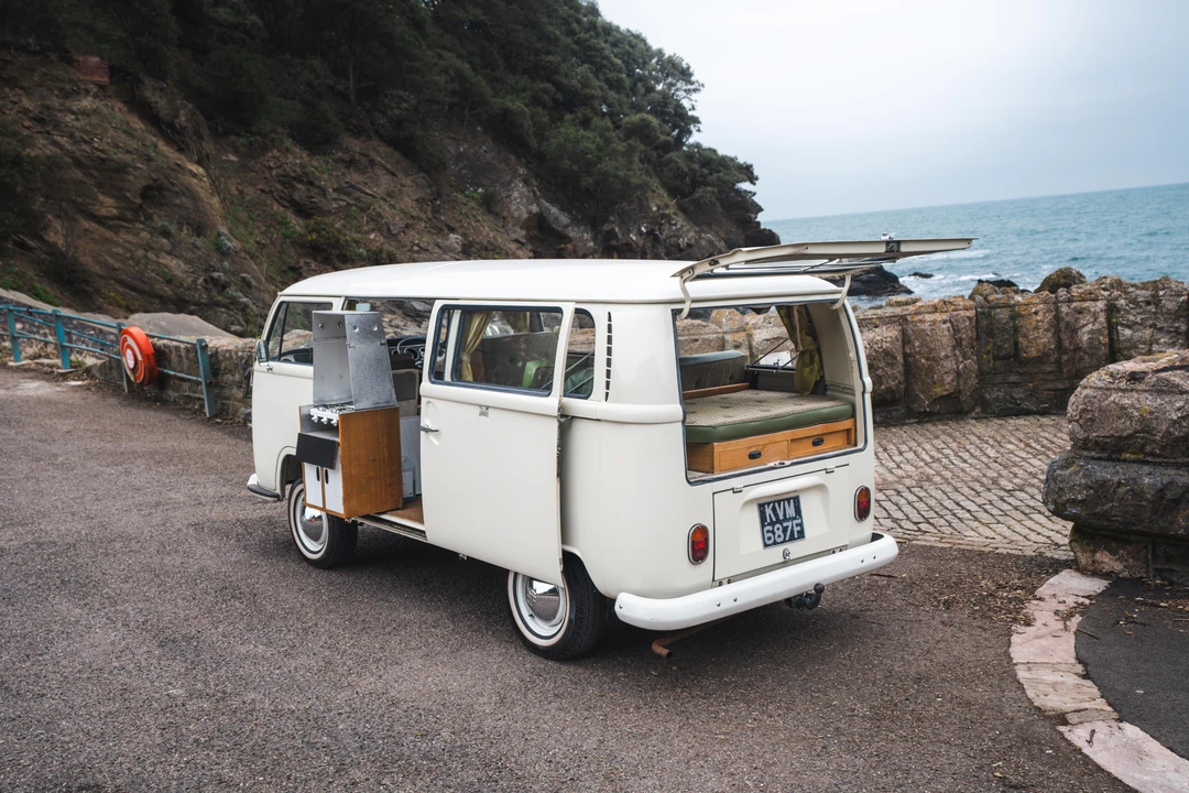 1968 Volkswagen Bay-Window Camper - Image 14 of 31