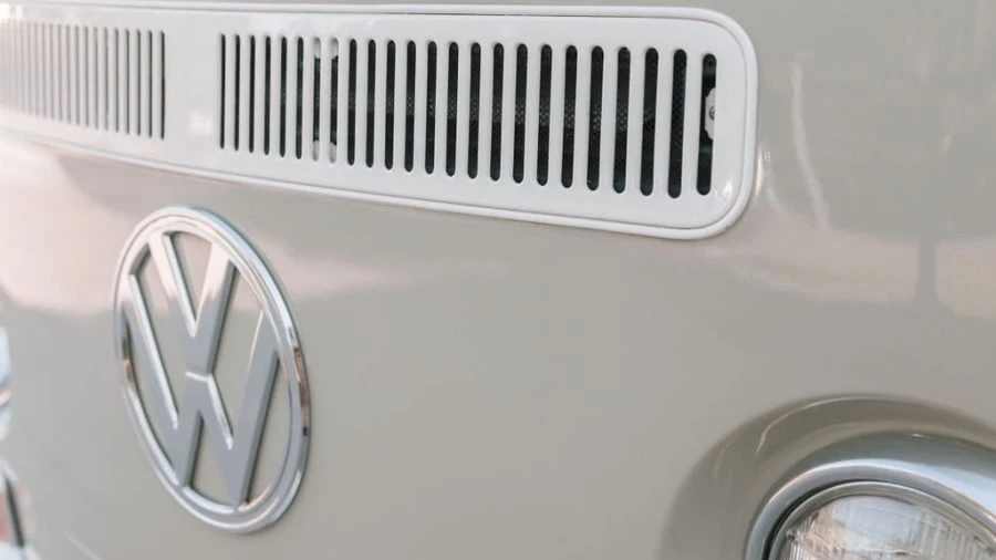 1968 Volkswagen Bay-Window Bus - Image 16 of 30
