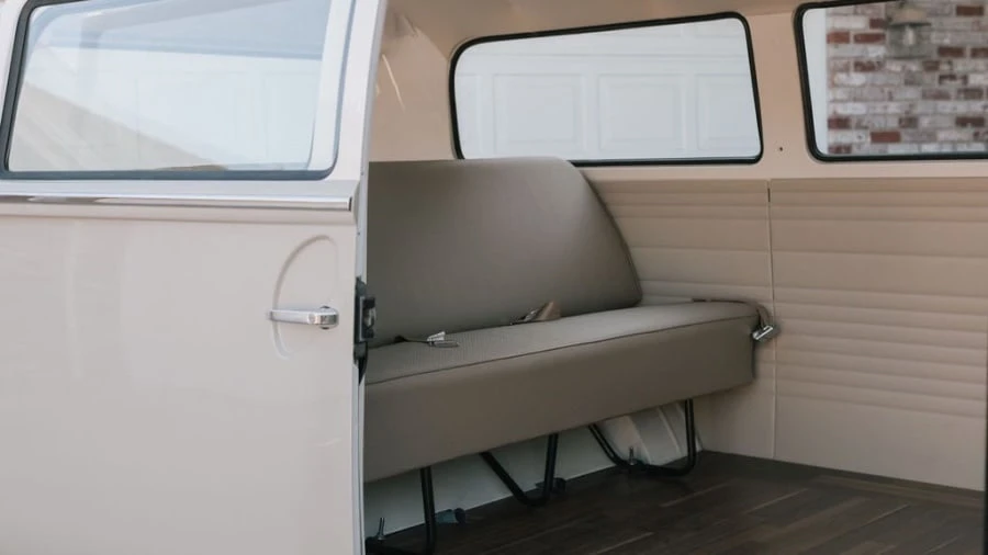 1968 Volkswagen Bay-Window Bus - Image 20 of 30