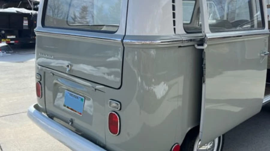 1968 Volkswagen Bay-Window Bus - Image 25 of 30