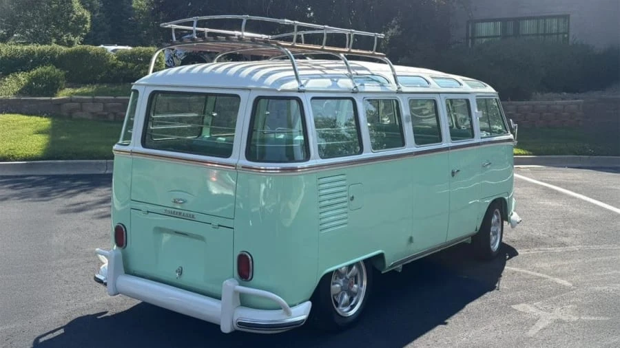 1968 Volkswagen Bay-Window Bus - Image 15 of 31